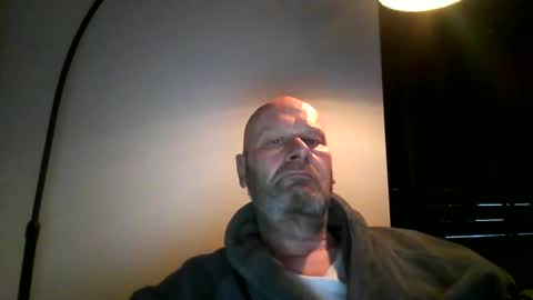 Snapshot of bigmike3339 chatting on 12.16.24 bigmike3339 online show from 12.16.24