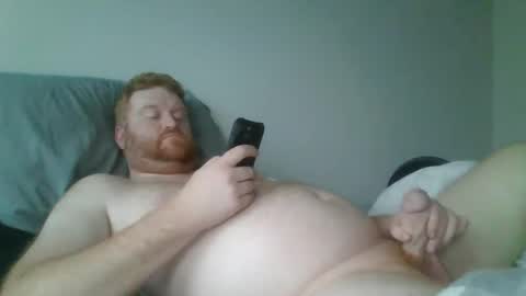 Snapshot of bigred92899 chatting on 09.21.25 bigred92899 online show from 09.21.25