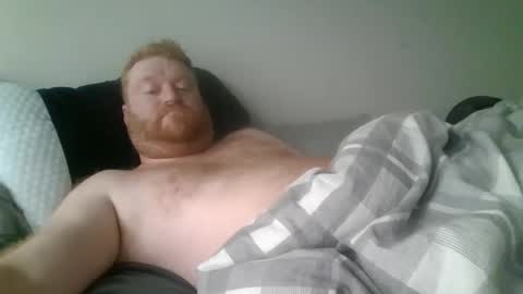 Snapshot of bigred92899 chatting on 10.27.25 bigred92899 online show from 10.27.25