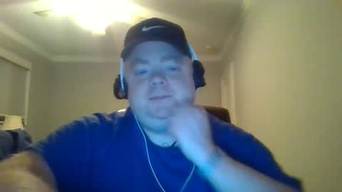Snapshot of bigred_nyc chatting on 02.24.25 Big Red online show from 02.24.25