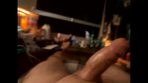 Snapshot of bigswollenhead4u chatting on 10.05.25 bigswollenhead4u online show from 10.05.25