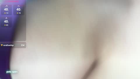 Snapshot of bigtitslav123 chatting on 10.18.25 Yulia online show from 10.18.25