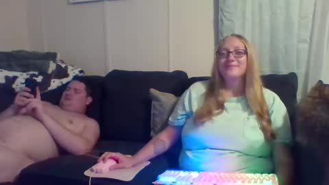 Snapshot of bigtittyboatboo chatting on 09.25.25 Mountain Mama online show from 09.25.25