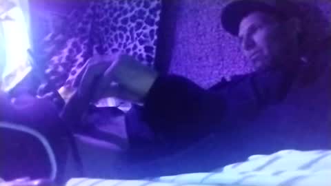 bigwalkdog420 online show from 01.28.25