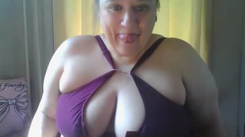 Lady of the WHEEL online show from 04.12.26