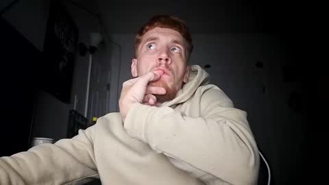 Snapshot of bigwhited2115 chatting on 10.24.25 Onlyfans redheadedwhitedick online show from 10.24.25