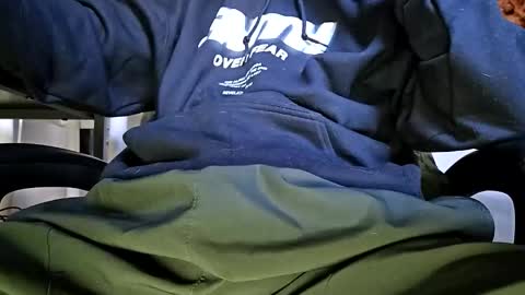 Snapshot of bigwhited2115 chatting on 12.04.25 Onlyfans redheadedwhitedick online show from 12.04.25