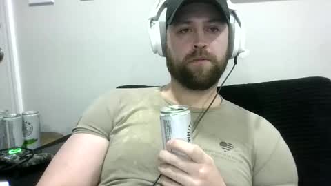 Snapshot of bigwhiteone37613 chatting on 12.15.25 bigwhiteone37613 online show from 12.15.25