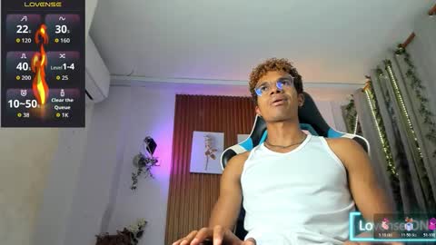 Snapshot of bigxxo chatting on 11.06.25 bigxxo online show from 11.06.25