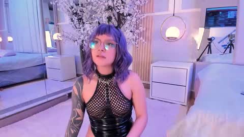 Snapshot of biizzy_noar chatting on 11.07.25 Biizzy online show from 11.07.25