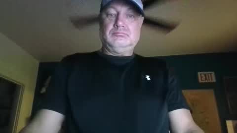 Snapshot of billjames55 chatting on 04.28.26 billjames55 online show from 04.28.26