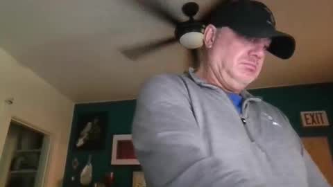 Snapshot of billjames55 chatting on 04.28.26 billjames55 online show from 04.28.26