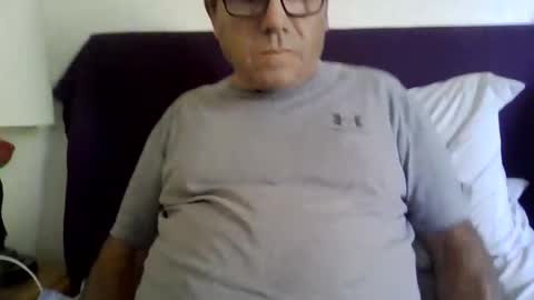 Snapshot of billydubs chatting on 10.31.25 billydubs online show from 10.31.25