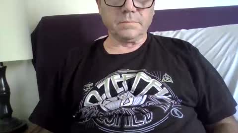 Snapshot of billydubs chatting on 11.18.25 billydubs online show from 11.18.25