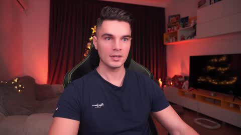 Snapshot of billypassion chatting on 12.21.24 BillyPassion online show from 12.21.24