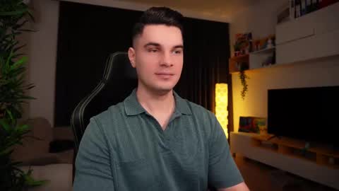 Snapshot of billypassion chatting on 02.15.25 BillyPassion online show from 02.15.25