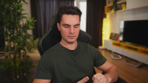 Snapshot of billypassion chatting on 10.11.25 BillyPassion online show from 10.11.25