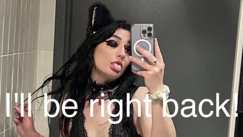 Snapshot of bimbokitten666 chatting on 12.07.24 Danny online show from 12.07.24