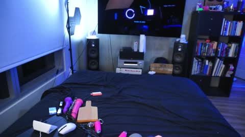 Snapshot of bimbokitten666 chatting on 10.20.25 Danny online show from 10.20.25