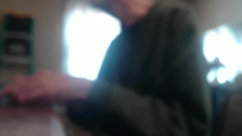 Snapshot of bimbttm chatting on 12.13.24 Bimbttm online show from 12.13.24