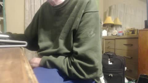 Snapshot of bimbttm chatting on 01.28.25 Bimbttm online show from 01.28.25