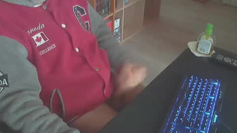 Snapshot of biparislove chatting on 01.26.25 BigDick online show from 01.26.25