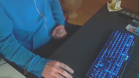 Snapshot of biparislove chatting on 03.03.25 BigDick online show from 03.03.25