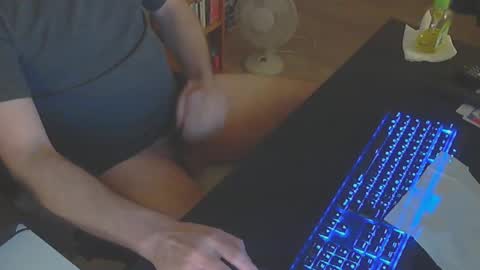 Snapshot of biparislove chatting on 03.05.25 BigDick online show from 03.05.25