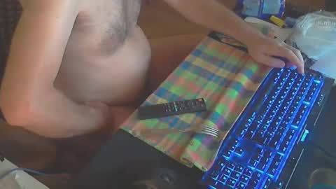 Snapshot of biparislove chatting on 09.08.25 BigDick online show from 09.08.25