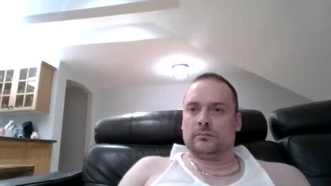 Snapshot of bird8888 chatting on 09.14.25 bird8888 online show from 09.14.25