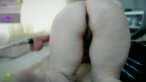 Snapshot of bisexyeliz35 chatting on 05.04.26 bisex woman online show from 05.04.26