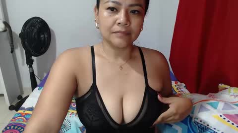 I am everything. Your highness queen  goddess mistress god daddy mommy boss master.  you will address me as such online show from 10.22.25