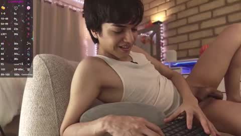 Snapshot of bl_cos chatting on 11.21.25 Biel online show from 11.21.25