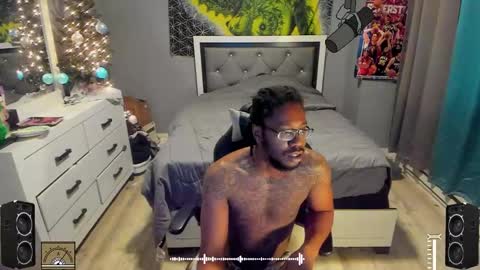 Plant Base Streamers From Pennsylvania online show from 12.06.24