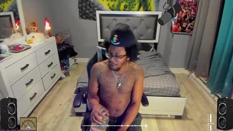 Plant Base Streamers From Pennsylvania online show from 02.08.25