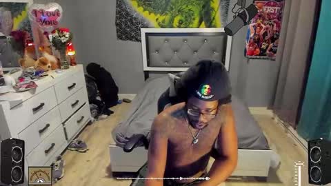 Plant Base Streamers From Pennsylvania online show from 02.14.25