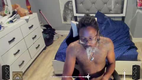 Plant Base Streamers From Pennsylvania online show from 09.08.25