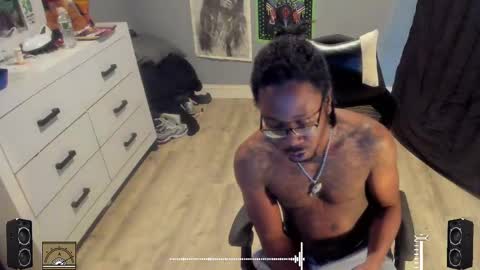 Plant Base Streamers From Pennsylvania online show from 10.11.25