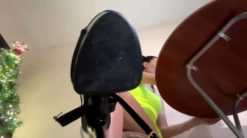 Snapshot of black_alex_ chatting on 01.11.25 Alexandra online show from 01.11.25