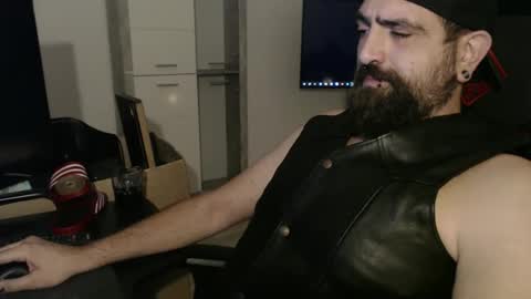 black_beard_slides online show from 10.01.25