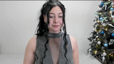 Snapshot of black_berry_bla_ck chatting on 12.26.24 black_berry_bla_ck online show from 12.26.24