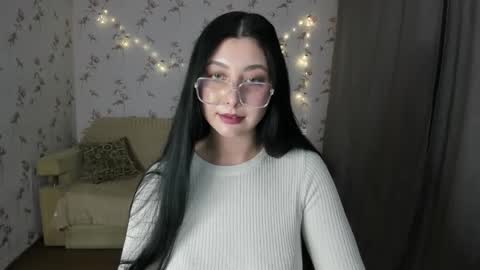 Snapshot of black_berry_bla_ck chatting on 11.12.25 black_berry_bla_ck online show from 11.12.25