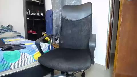 Snapshot of black_diamond_t chatting on 02.02.25 Black Diamond online show from 02.02.25