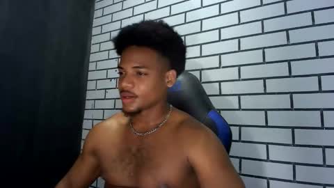 Snapshot of black_dicck chatting on 01.08.26 tu morenito online show from 01.08.26