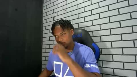 Snapshot of black_dicck chatting on 04.25.26 tu morenito online show from 04.25.26