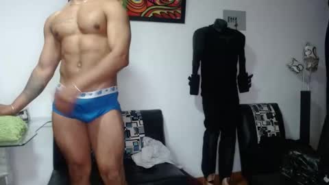 black_hot26 online show from 11.05.25