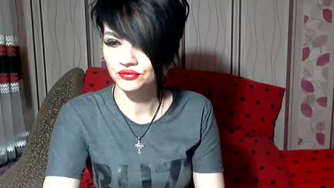 black_hot_01 online show from 12.04.24