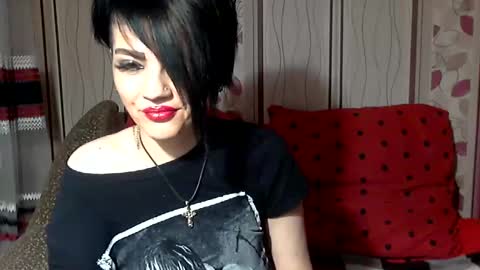 black_hot_01 online show from 12.29.24