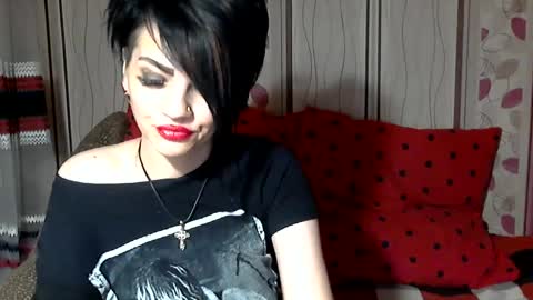 black_hot_01 online show from 12.29.24