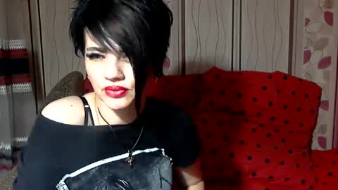 black_hot_01 online show from 12.31.24